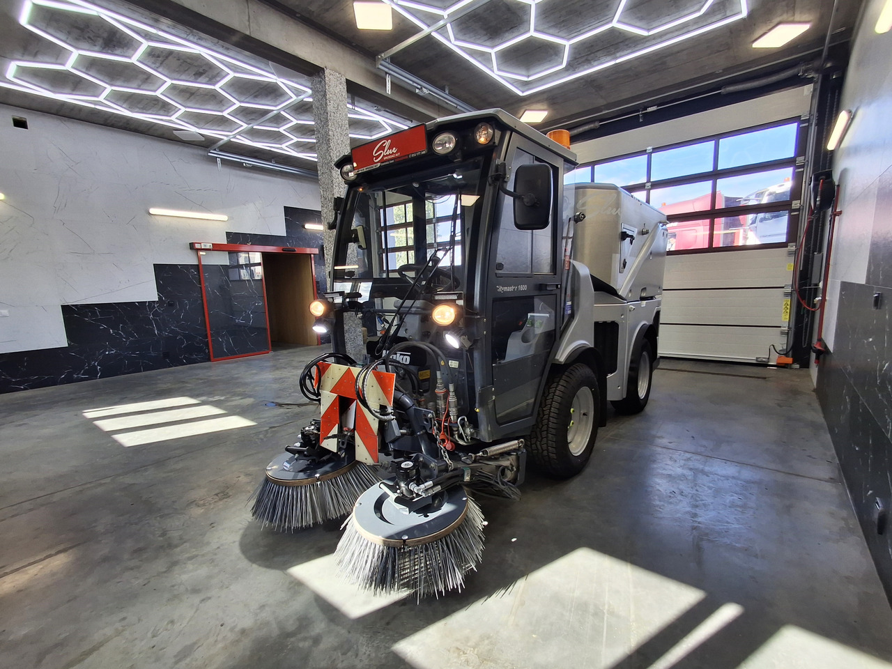 HAKO Citymaster 1600 Kehrmaschine Zamiatarka PM2.5 Euro 6 2019r - Măturătoare stradală: Foto 5 HAKO Citymaster 1600 Kehrmaschine Zamiatarka PM2.5 Euro 6 2019r - Măturătoare stradală: Foto 5
