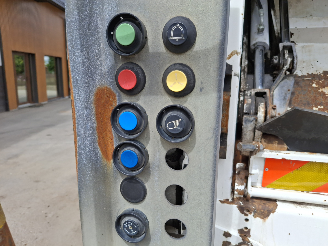 Autogunoiere IVECO Euro 6 Śmieciarka Zweikammer-Müllwagen FAUN SL5 TR2L: Foto 19 Autogunoiere IVECO Euro 6 Śmieciarka Zweikammer-Müllwagen FAUN SL5 TR2L: Foto 19