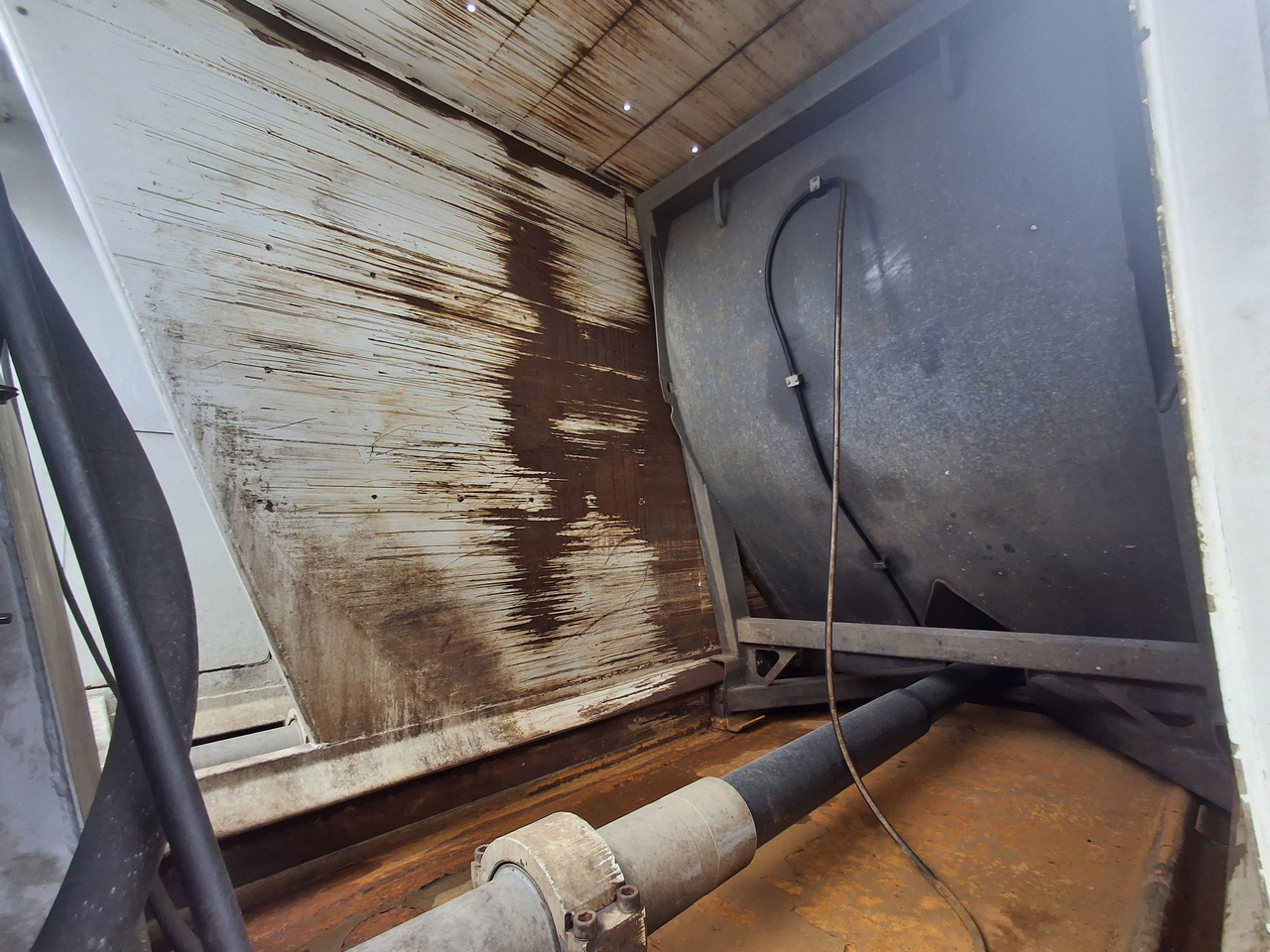 Autogunoiere IVECO Euro 6 Śmieciarka Zweikammer-Müllwagen FAUN SL5 TR2L: Foto 26 Autogunoiere IVECO Euro 6 Śmieciarka Zweikammer-Müllwagen FAUN SL5 TR2L: Foto 26