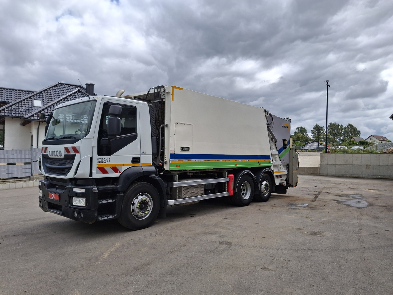 IVECO Euro 6 Śmieciarka Zweikammer-Müllwagen FAUN SL5 TR2L - Autogunoiere: Foto 2 IVECO Euro 6 Śmieciarka Zweikammer-Müllwagen FAUN SL5 TR2L - Autogunoiere: Foto 2