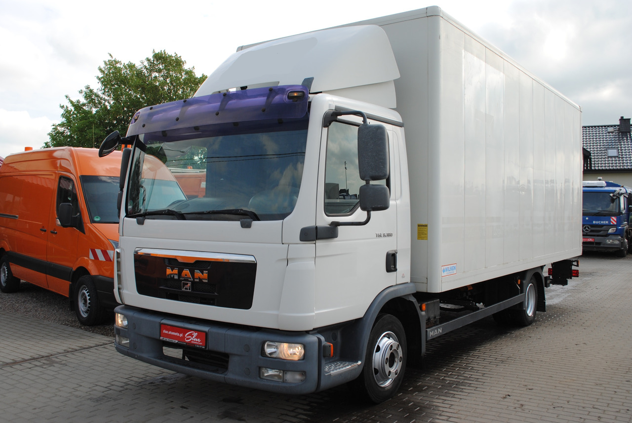 MAN TGL 8.180 - Camion furgon: Foto 3 MAN TGL 8.180 - Camion furgon: Foto 3