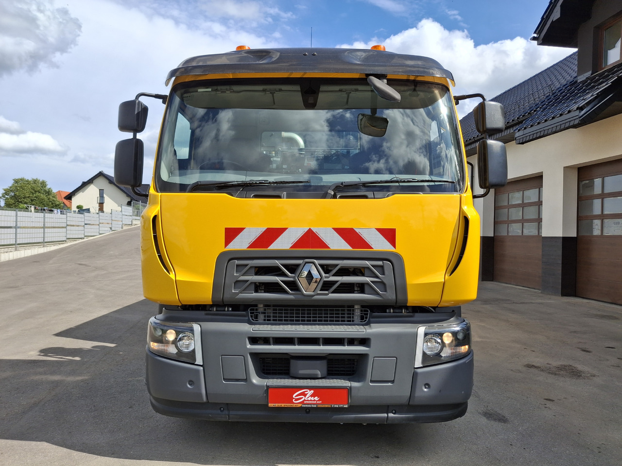 RENAULT C280 Kehrmaschine Zamiatarka SEMAT Zoeller FAUN Karcher L/R 2 Motoren 2018r 740 Mth Euro 6 - Măturătoare stradală: Foto 2 RENAULT C280 Kehrmaschine Zamiatarka SEMAT Zoeller FAUN Karcher L/R 2 Motoren 2018r 740 Mth Euro 6 - Măturătoare stradală: Foto 2