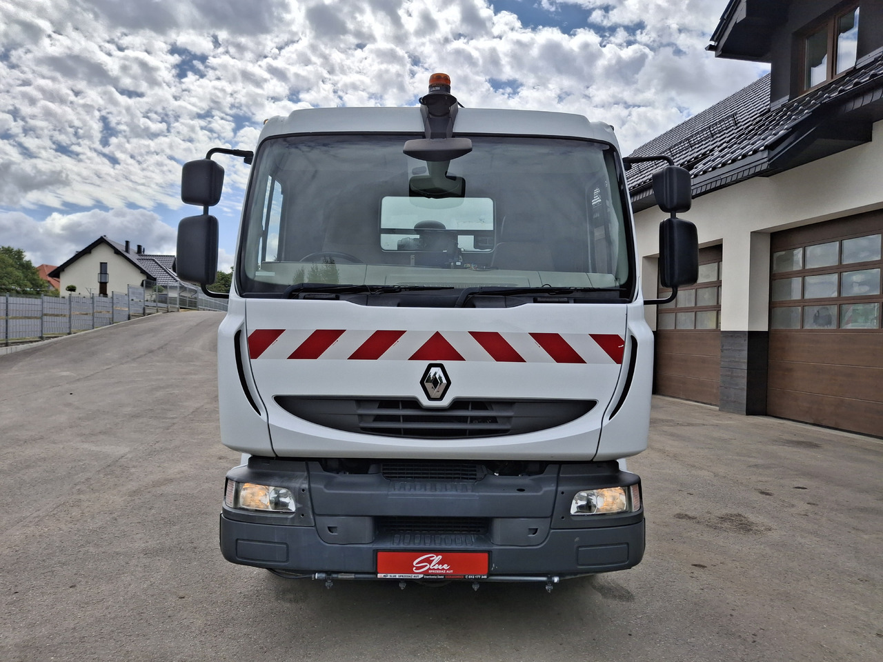 RENAULT Midlum 220 Zamiatarka Johnston VS500 Szczotki L/R Obie Strony Napęd Hydrostatyczny 2012r - Măturătoare stradală: Foto 2 RENAULT Midlum 220 Zamiatarka Johnston VS500 Szczotki L/R Obie Strony Napęd Hydrostatyczny 2012r - Măturătoare stradală: Foto 2