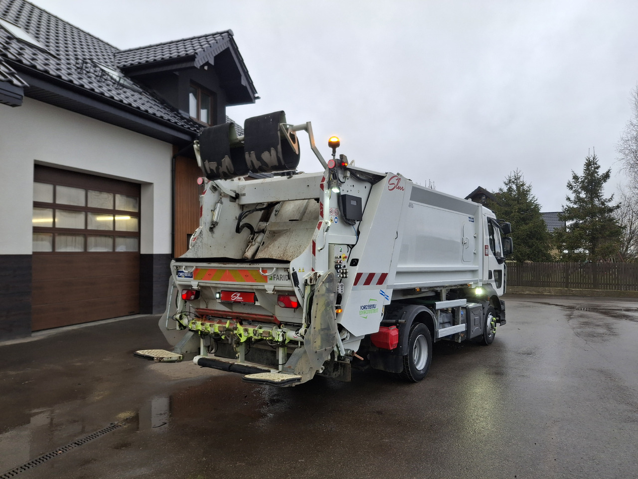 Renault D12 Truck Śmieciarka Müllwagen Garbage Truck FARID Euro 6 - Autogunoiere: Foto 5 Renault D12 Truck Śmieciarka Müllwagen Garbage Truck FARID Euro 6 - Autogunoiere: Foto 5