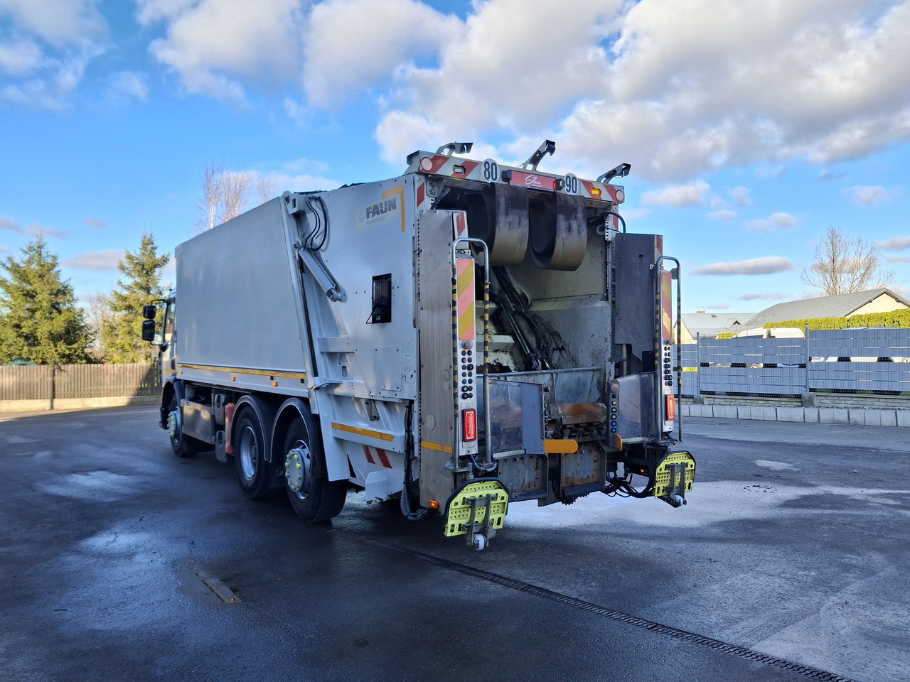 Renault D26 Śmieciarka Mullwagen Environnement VR5 LEV Euro 6 - Autogunoiere: Foto 3 Renault D26 Śmieciarka Mullwagen Environnement VR5 LEV Euro 6 - Autogunoiere: Foto 3