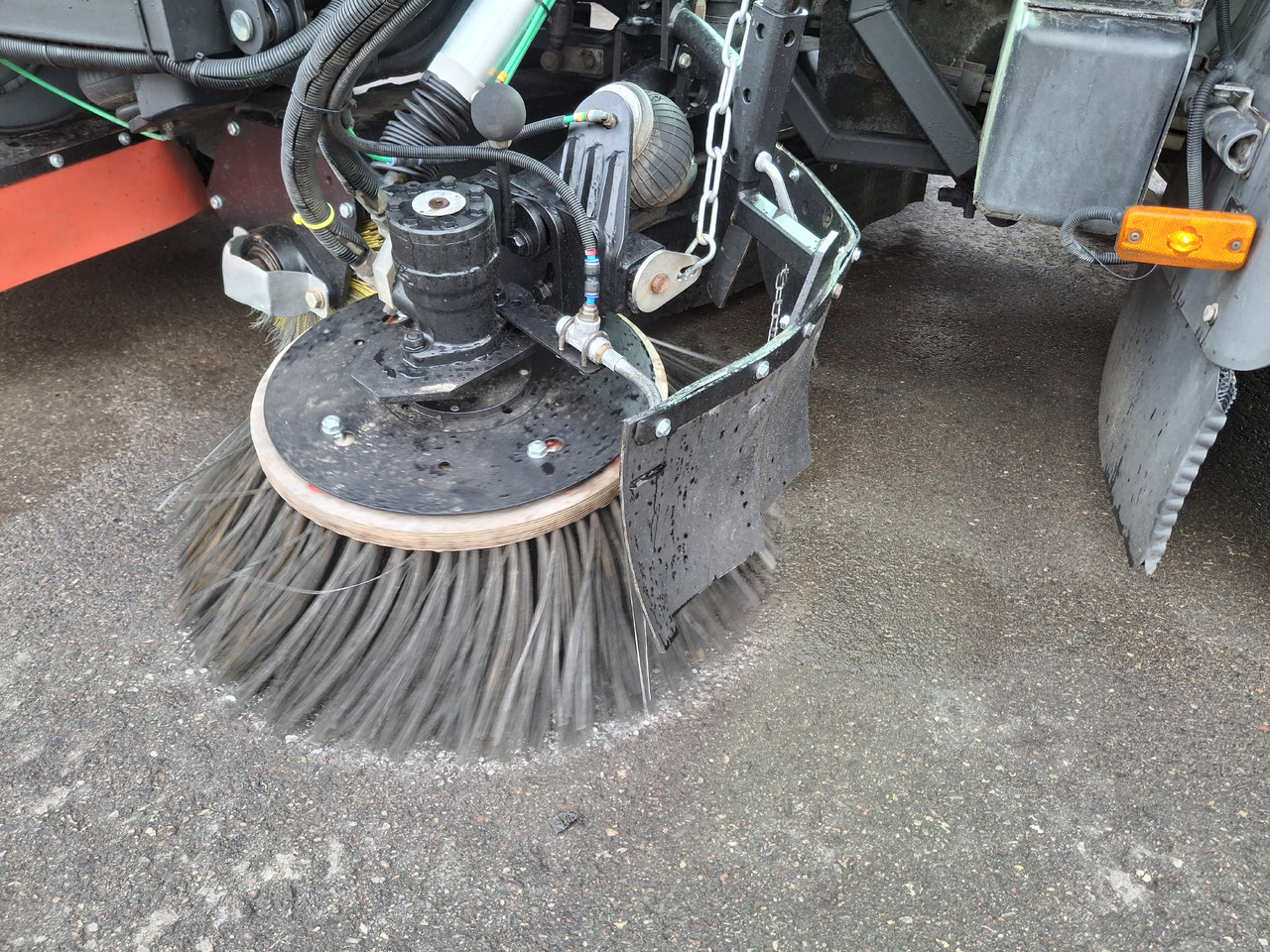 Măturătoare stradală Renault Midlum 270 DXI Zamiatarka Kehrmaschine Schmidt L/R 2 Motoren: Foto 31 Măturătoare stradală Renault Midlum 270 DXI Zamiatarka Kehrmaschine Schmidt L/R 2 Motoren: Foto 31