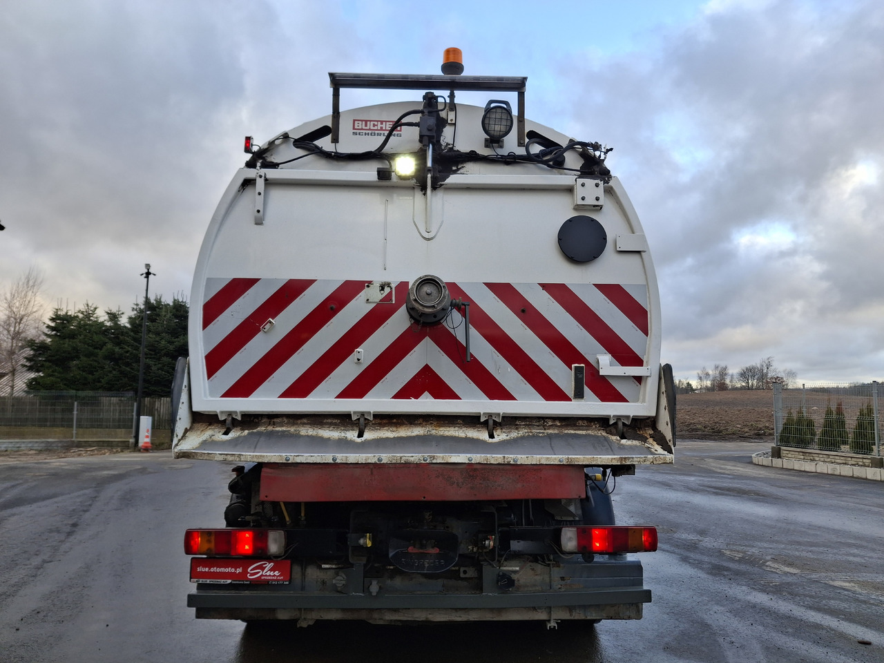 SCANIA 94G Zamiatarka Kehrmaschine BUCHER L/R Frontbürste 2 Motoren Odchwaszczarka Przednia Szczotka - Măturătoare stradală: Foto 4 SCANIA 94G Zamiatarka Kehrmaschine BUCHER L/R Frontbürste 2 Motoren Odchwaszczarka Przednia Szczotka - Măturătoare stradală: Foto 4