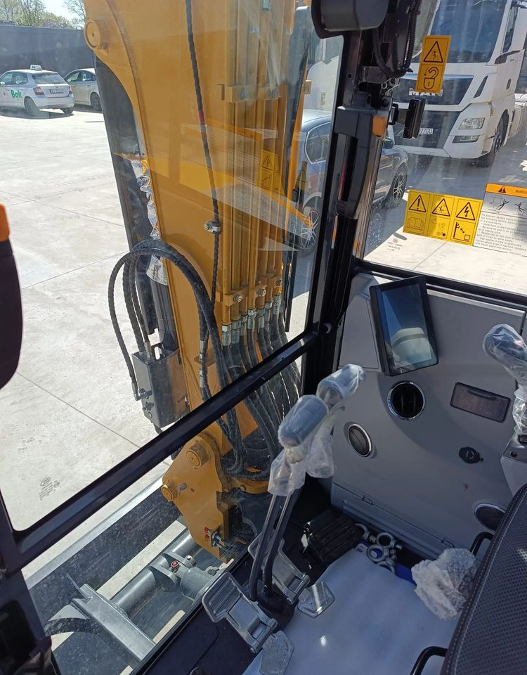 Inny Shantui 3.6t - Mini excavator: Foto 5 Inny Shantui 3.6t - Mini excavator: Foto 5