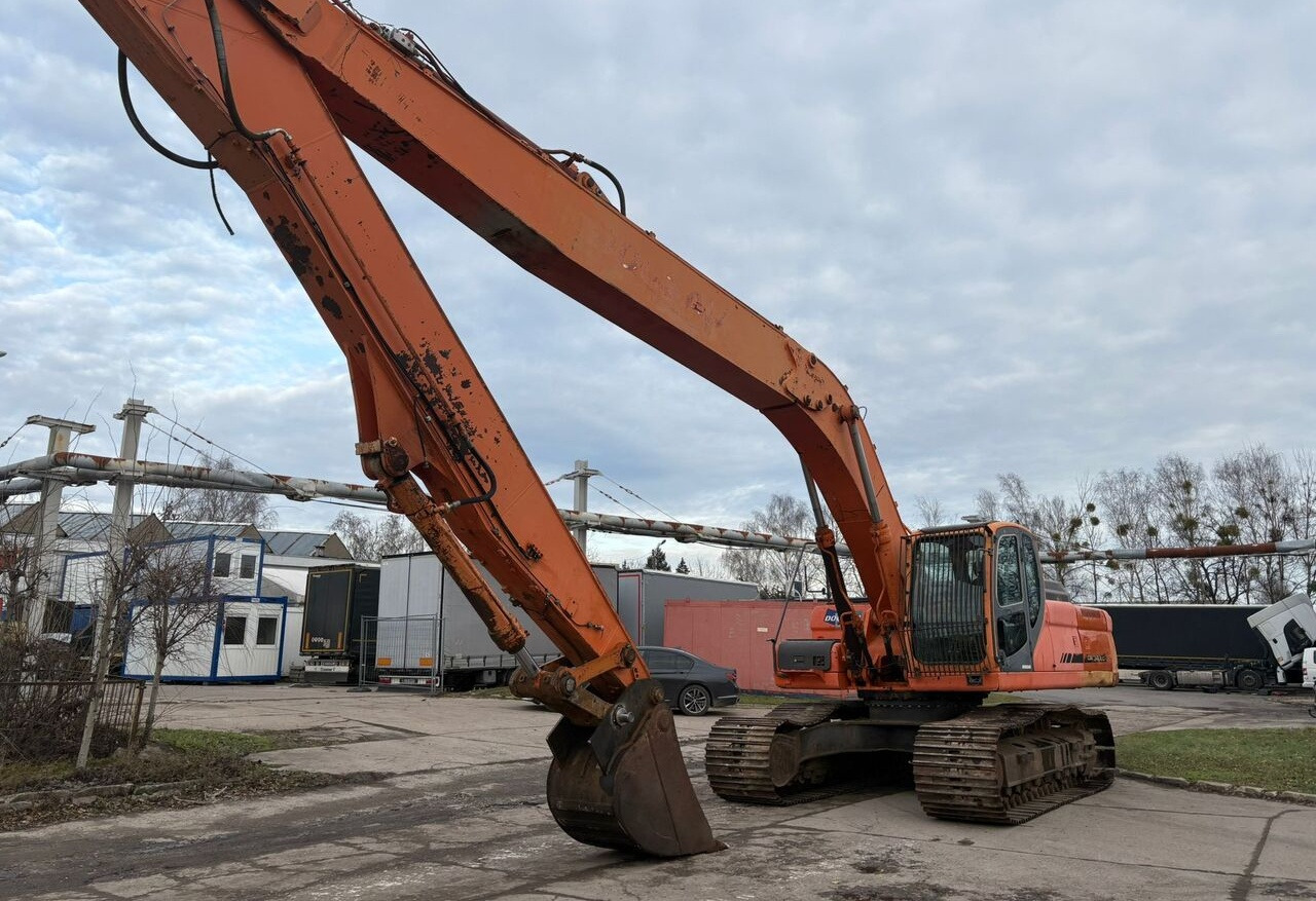Doosan DX 340 LC long reach 17m - Excavator pe şenile: Foto 3 Doosan DX 340 LC long reach 17m - Excavator pe şenile: Foto 3