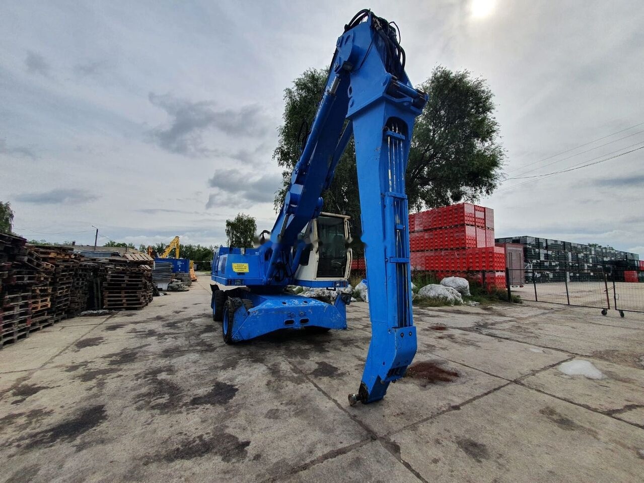 Fuchs MHL 340C FQC Generator - Excavator pentru manipulare de materiale: Foto 4 Fuchs MHL 340C FQC Generator - Excavator pentru manipulare de materiale: Foto 4