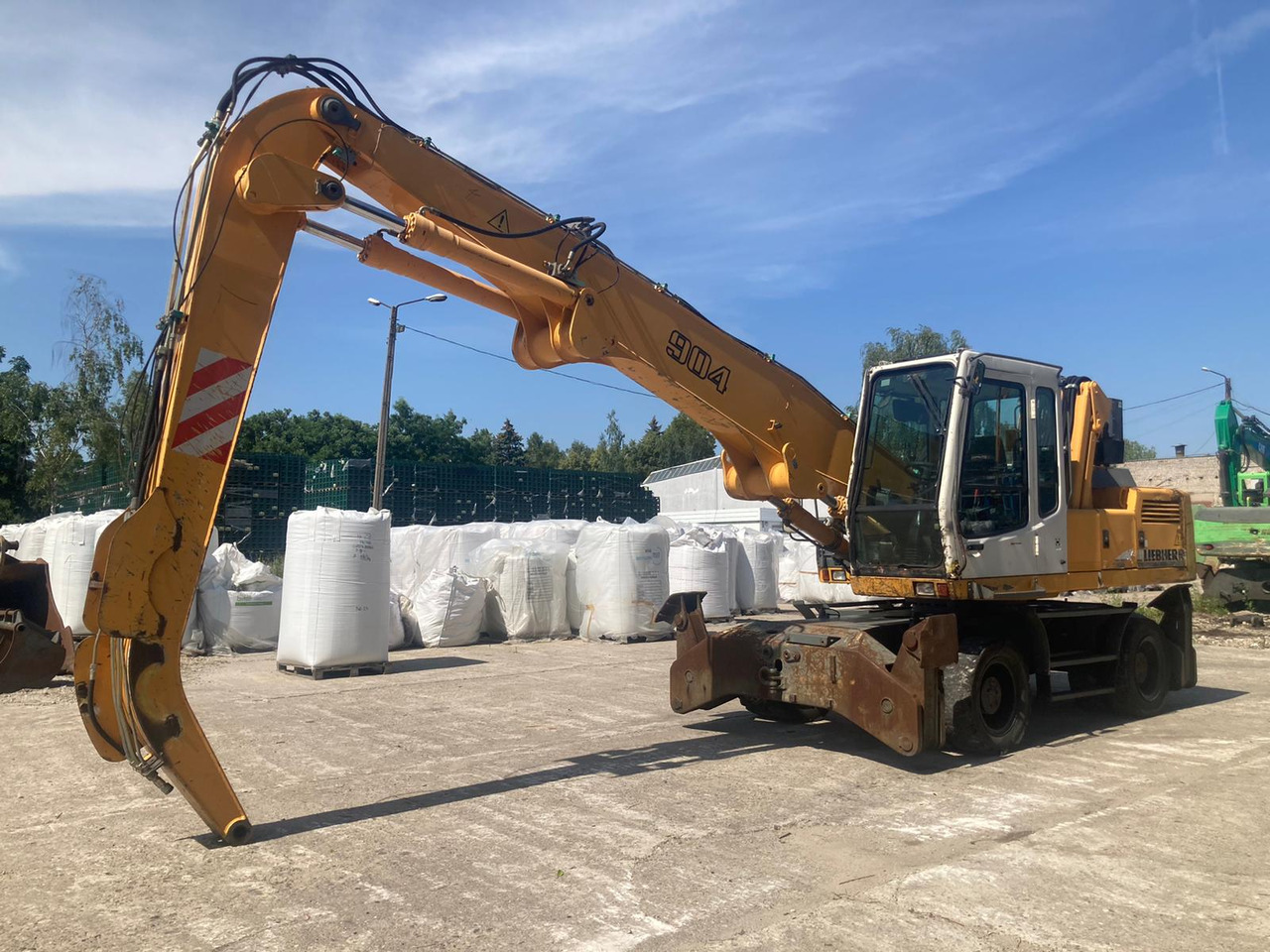 Liebherr A 904 Litronic - Excavator pentru manipulare de materiale: Foto 3 Liebherr A 904 Litronic - Excavator pentru manipulare de materiale: Foto 3