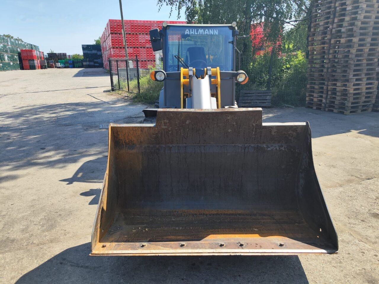 Încărcător frontal pe pneuri Mecalac AX 1000: Foto 7 Încărcător frontal pe pneuri Mecalac AX 1000: Foto 7