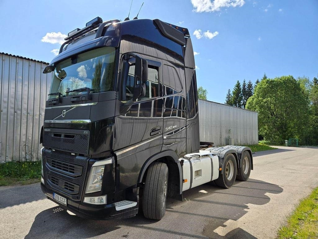 Volvo FH540 6X4 DUALCLUTCH - Cap tractor: Foto 1 Volvo FH540 6X4 DUALCLUTCH - Cap tractor: Foto 1