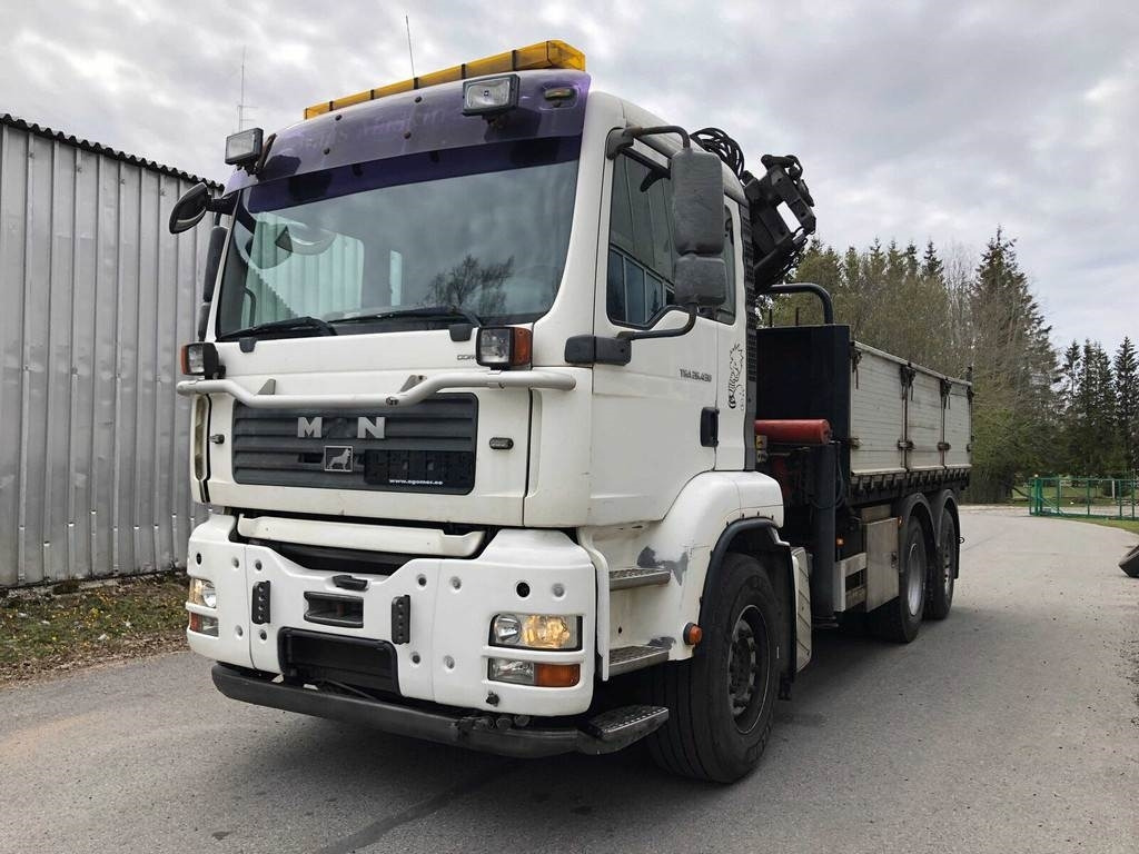 MAN TGA 26.430 6X2-2 BL/M 3-WAY TIP+PALFINGER PK23500 - Camion basculantă: Foto 2 MAN TGA 26.430 6X2-2 BL/M 3-WAY TIP+PALFINGER PK23500 - Camion basculantă: Foto 2