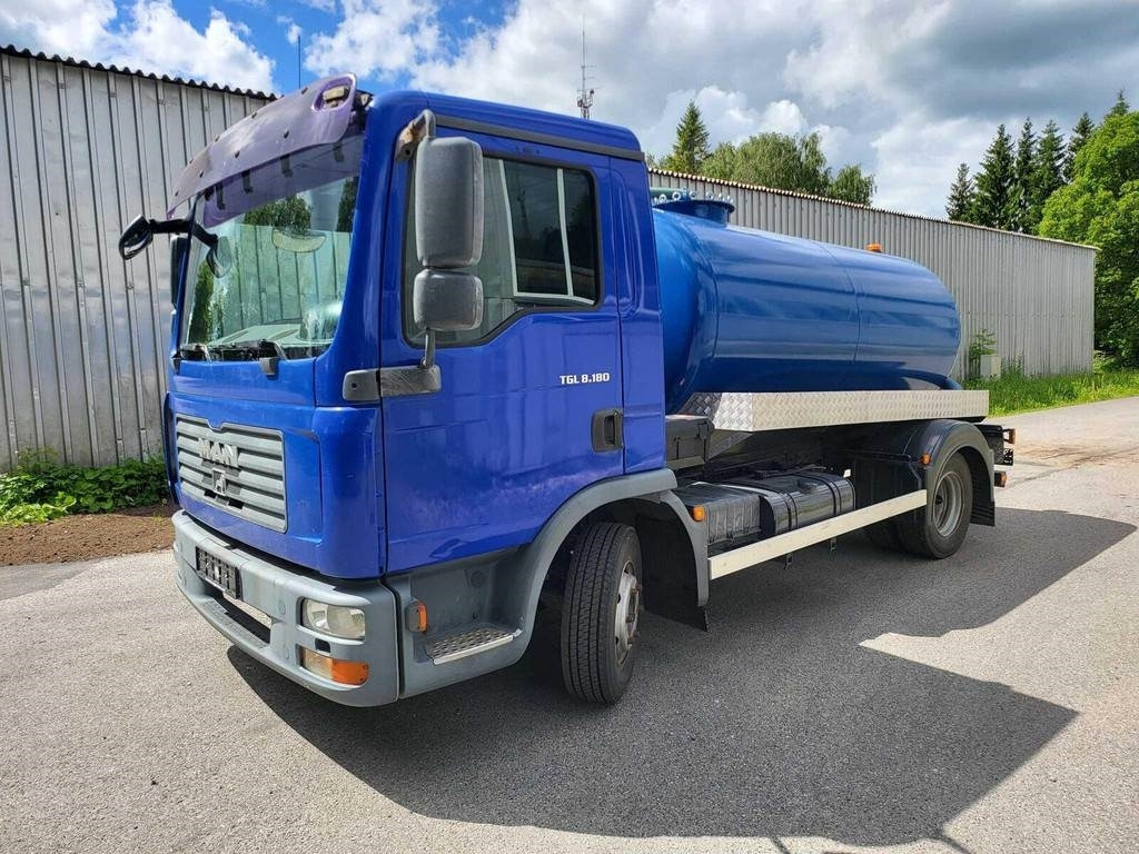 MAN TGL 8.180 4X2 VACUUM 4m³ - Maşină pentru vidanjări: Foto 1 MAN TGL 8.180 4X2 VACUUM 4m³ - Maşină pentru vidanjări: Foto 1