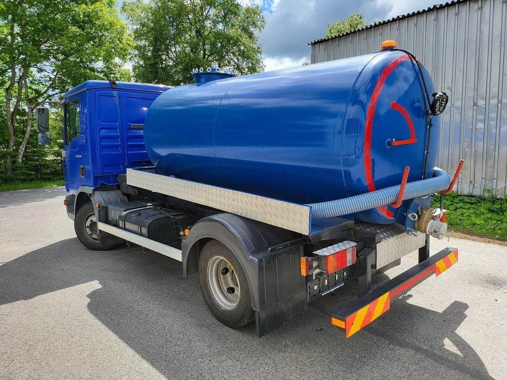 MAN TGL 8.180 4X2 VACUUM 4m³ - Maşină pentru vidanjări: Foto 3 MAN TGL 8.180 4X2 VACUUM 4m³ - Maşină pentru vidanjări: Foto 3