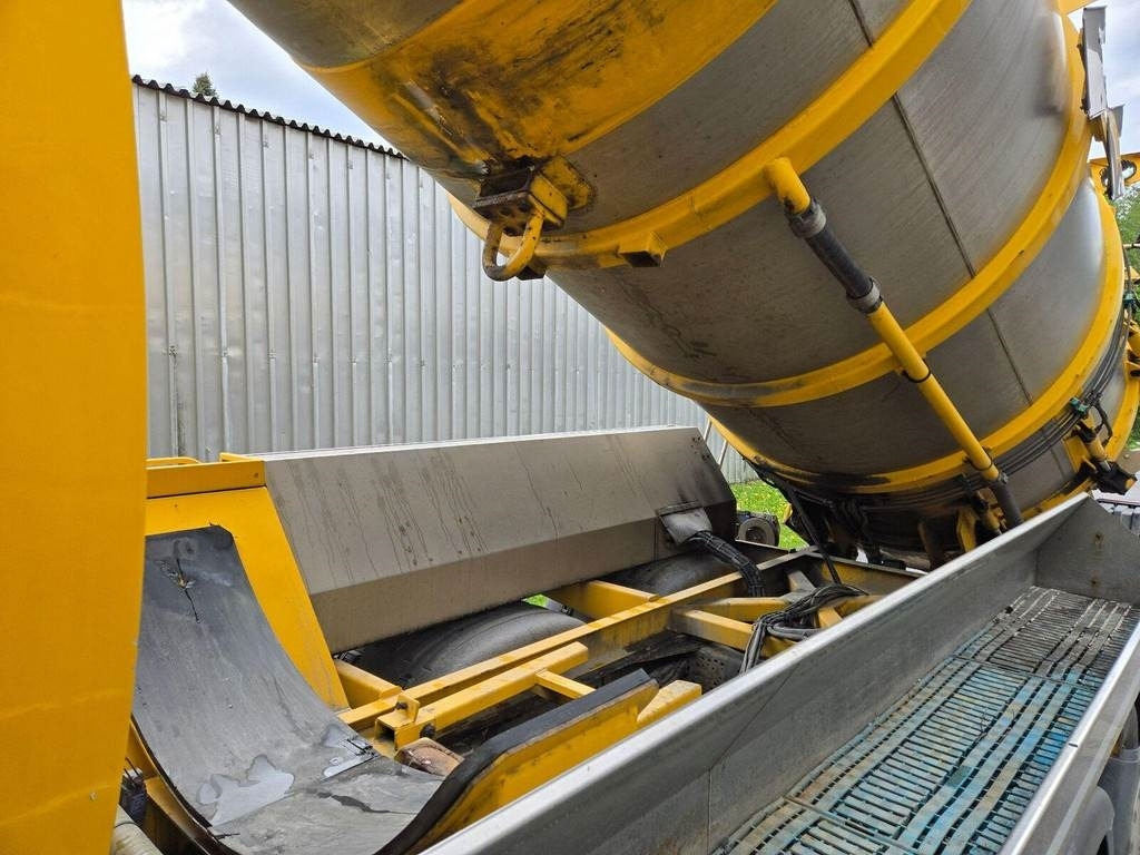 Scania R420 6X2 ADR AMPHITECH VORTEX 13m³ - Maşină pentru vidanjări: Foto 3 Scania R420 6X2 ADR AMPHITECH VORTEX 13m³ - Maşină pentru vidanjări: Foto 3