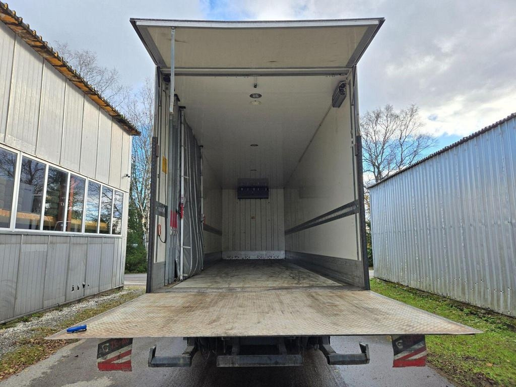 Volvo FH460 6X2 CARRIER 1050  - Camion frigider: Foto 3 Volvo FH460 6X2 CARRIER 1050  - Camion frigider: Foto 3