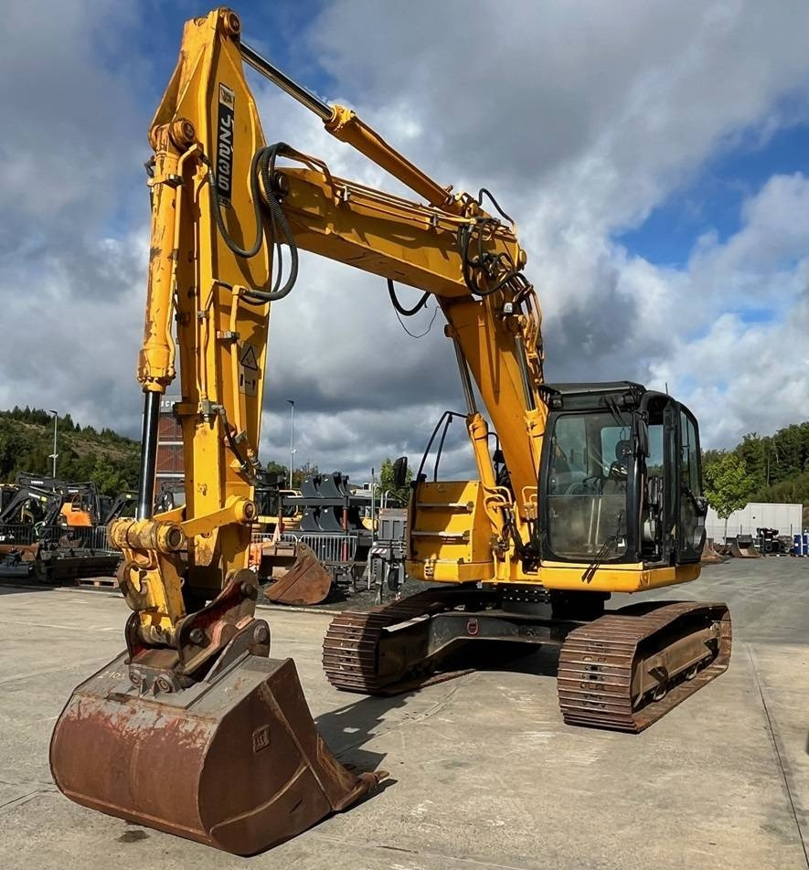JCB JZ 235 LC - Excavator pe şenile: Foto 1 JCB JZ 235 LC - Excavator pe şenile: Foto 1