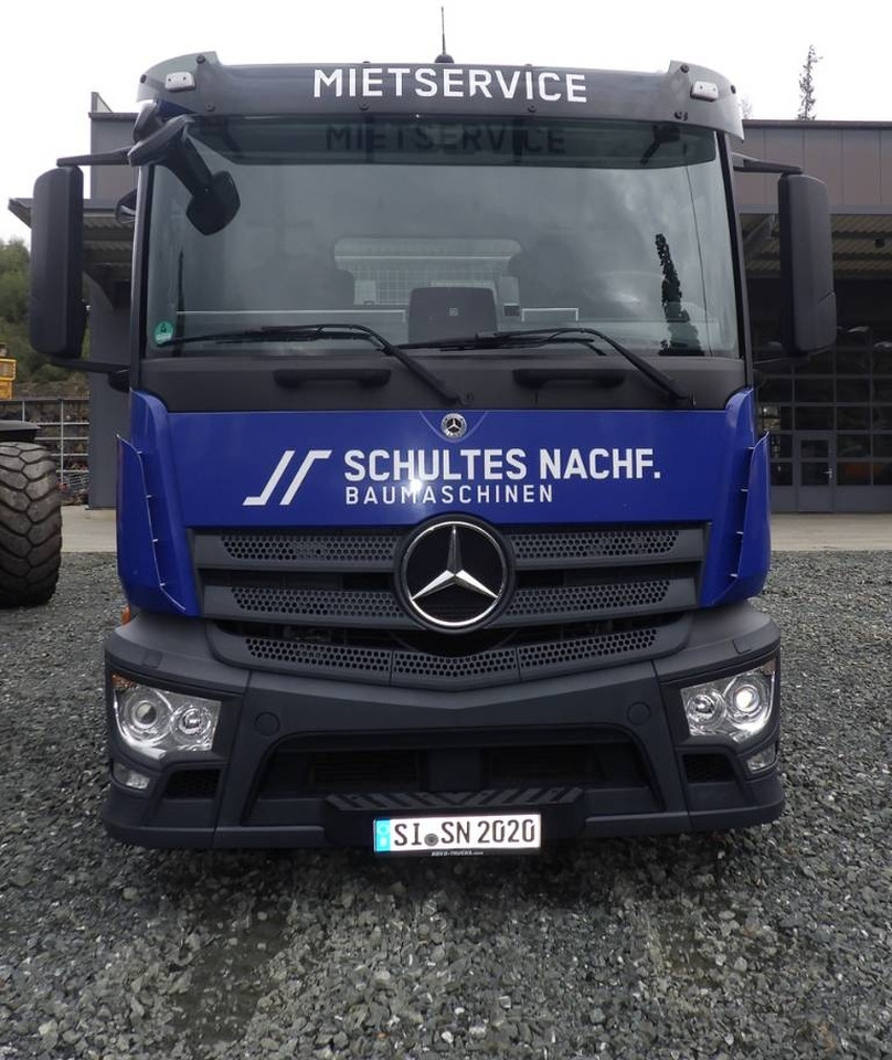 Mercedes-Benz Antos 2533 L Maschinentransporter  - Camion transport auto: Foto 3 Mercedes-Benz Antos 2533 L Maschinentransporter  - Camion transport auto: Foto 3