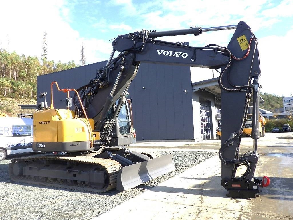 Volvo ECR 235 D - Excavator pe şenile: Foto 3 Volvo ECR 235 D - Excavator pe şenile: Foto 3