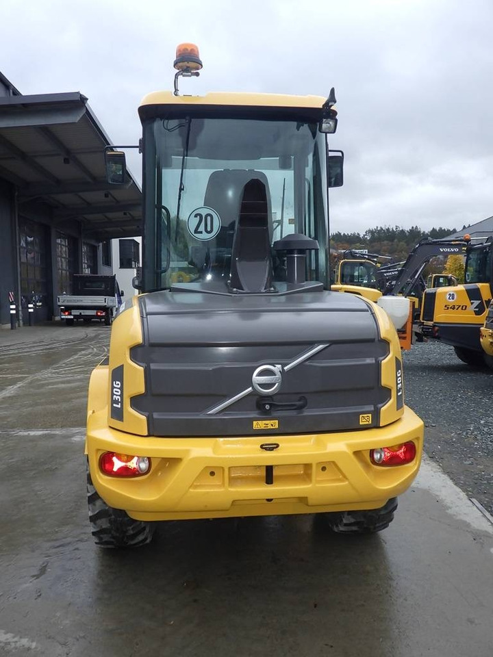 Volvo L 30 G - Încărcător frontal pe pneuri: Foto 5 Volvo L 30 G - Încărcător frontal pe pneuri: Foto 5