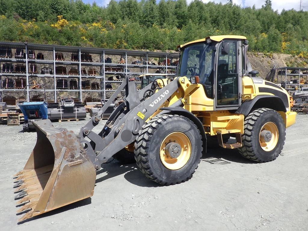 Volvo L 50 G - Încărcător frontal pe pneuri: Foto 1 Volvo L 50 G - Încărcător frontal pe pneuri: Foto 1