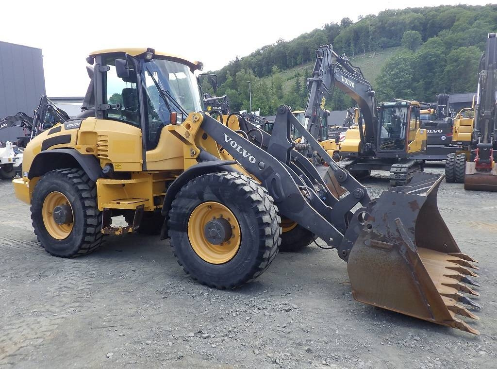 Volvo L 50 G - Încărcător frontal pe pneuri: Foto 3 Volvo L 50 G - Încărcător frontal pe pneuri: Foto 3