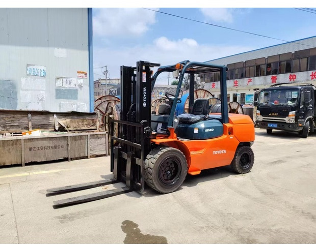 2020 Toyota FD50 - Motostivuitor: Foto 1 2020 Toyota FD50 - Motostivuitor: Foto 1