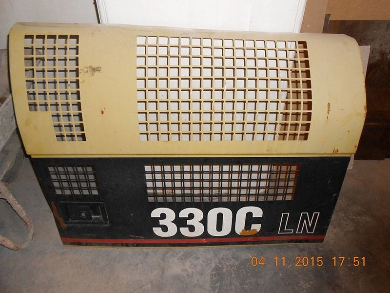 CAT REAL LEFT SIDE DOOR FOR CATERPILLAR 330CLN - Uşă și piese pentru Utilaje constructii: Foto 1 CAT REAL LEFT SIDE DOOR FOR CATERPILLAR 330CLN - Uşă și piese pentru Utilaje constructii: Foto 1
