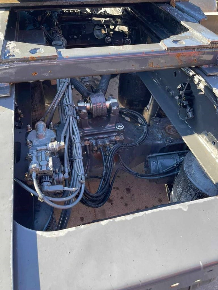 Mercedes-Benz 1843 - Cap tractor: Foto 5 Mercedes-Benz 1843 - Cap tractor: Foto 5