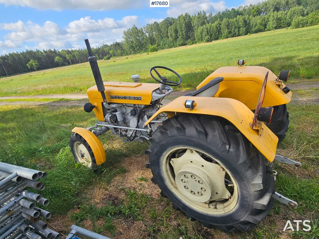 1972 Ursus C 330 - Tractor agricol: Foto 2 1972 Ursus C 330 - Tractor agricol: Foto 2