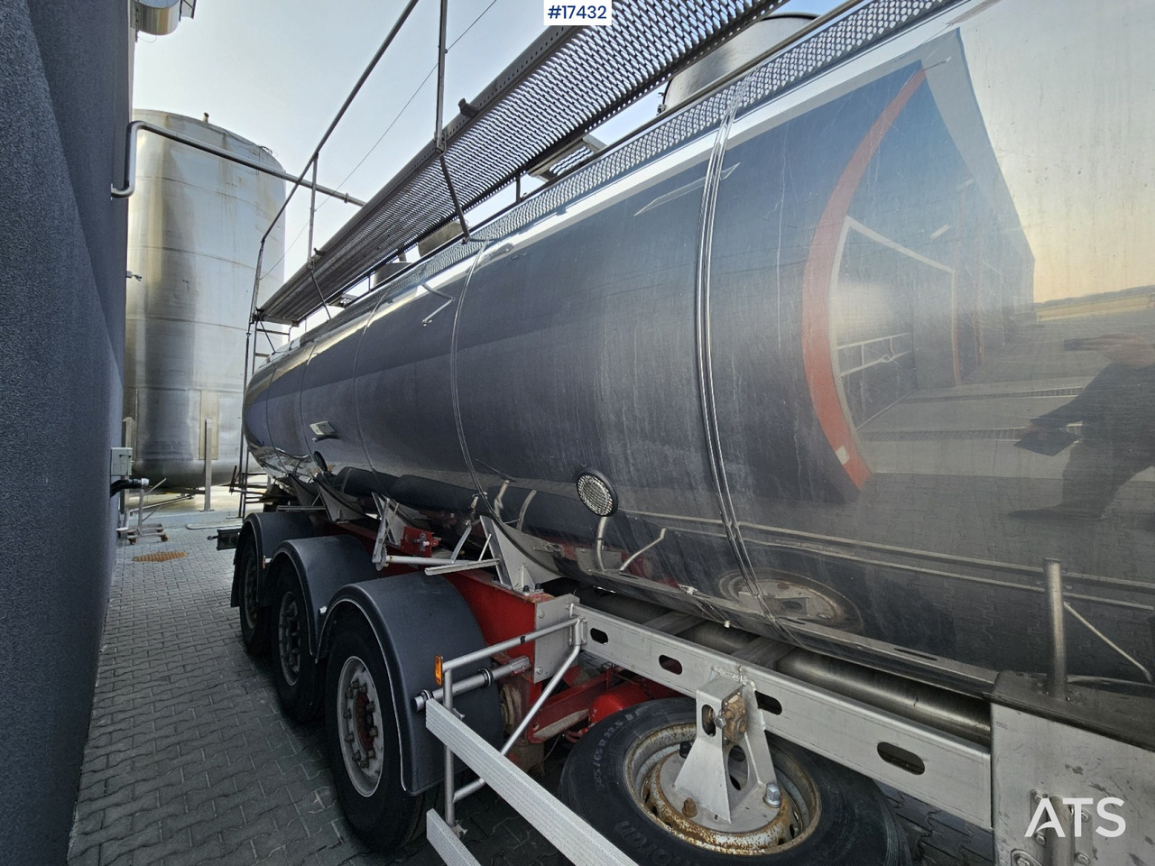 2006 Magyar SR34 food tanker - Semiremorcă cisternă: Foto 4 2006 Magyar SR34 food tanker - Semiremorcă cisternă: Foto 4
