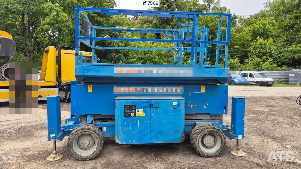 2014 Genie 4069 RT/ Podest spalinowy - Autopropulsată platformă: Foto 5 2014 Genie 4069 RT/ Podest spalinowy - Autopropulsată platformă: Foto 5