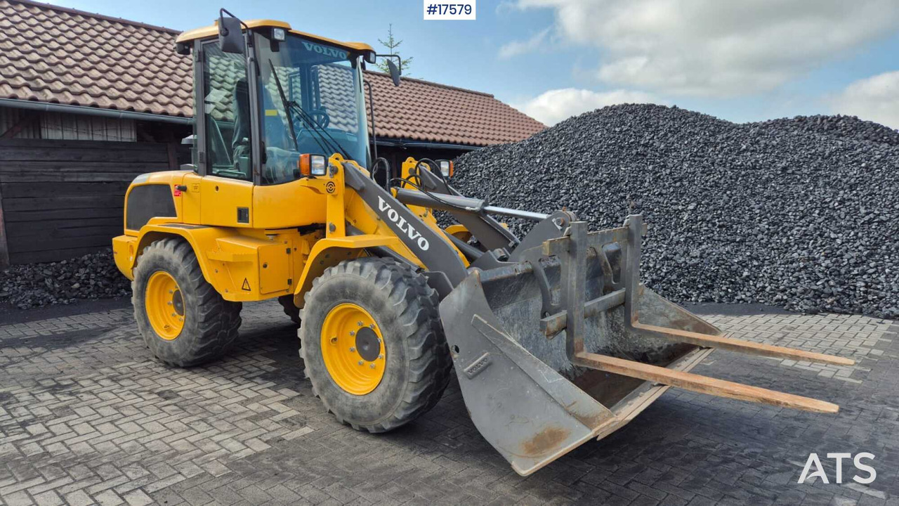 2021 Volvo L30G - Încărcător frontal pe pneuri: Foto 1 2021 Volvo L30G - Încărcător frontal pe pneuri: Foto 1