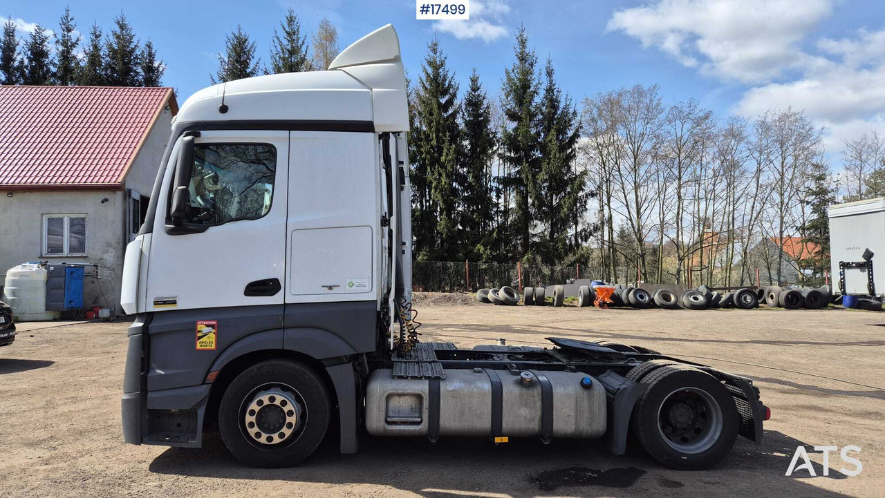 Truck tractor MERCEDES-BENZ ACTROS 1845 (2017) - Cap tractor: Foto 4 Truck tractor MERCEDES-BENZ ACTROS 1845 (2017) - Cap tractor: Foto 4