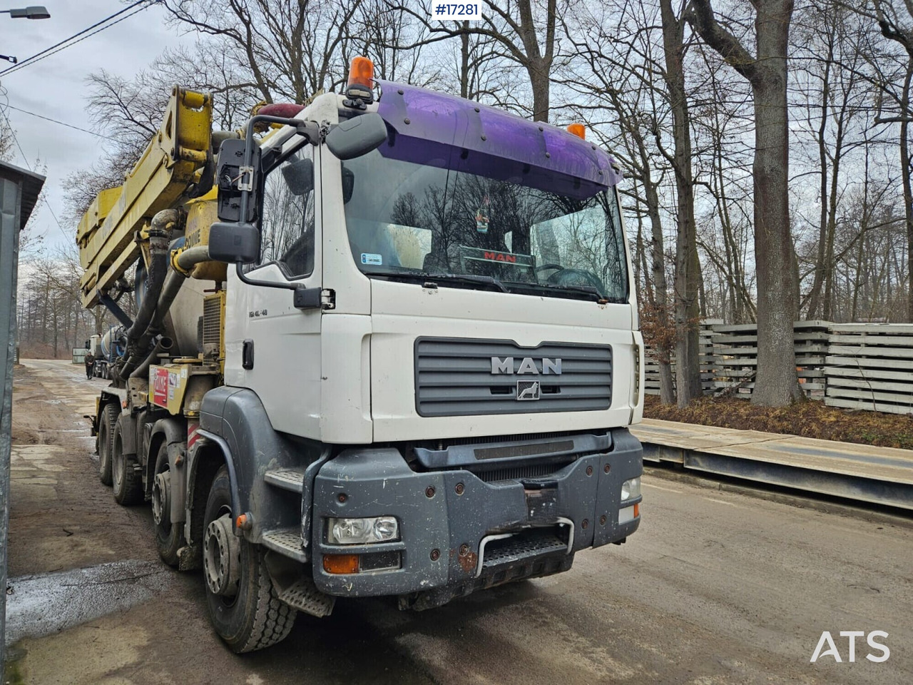 Coime C311 concrete pump on MAN TGA 41.440 chassis (2008) - Autopompă de beton: Foto 2 Coime C311 concrete pump on MAN TGA 41.440 chassis (2008) - Autopompă de beton: Foto 2