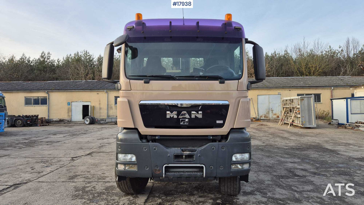 Tipper MAN TGS 33.400 6x4 HDS HIAB 144 DS-2 DUO (2009) - Camion basculantă, Camion cu macara: Foto 4 Tipper MAN TGS 33.400 6x4 HDS HIAB 144 DS-2 DUO (2009) - Camion basculantă, Camion cu macara: Foto 4