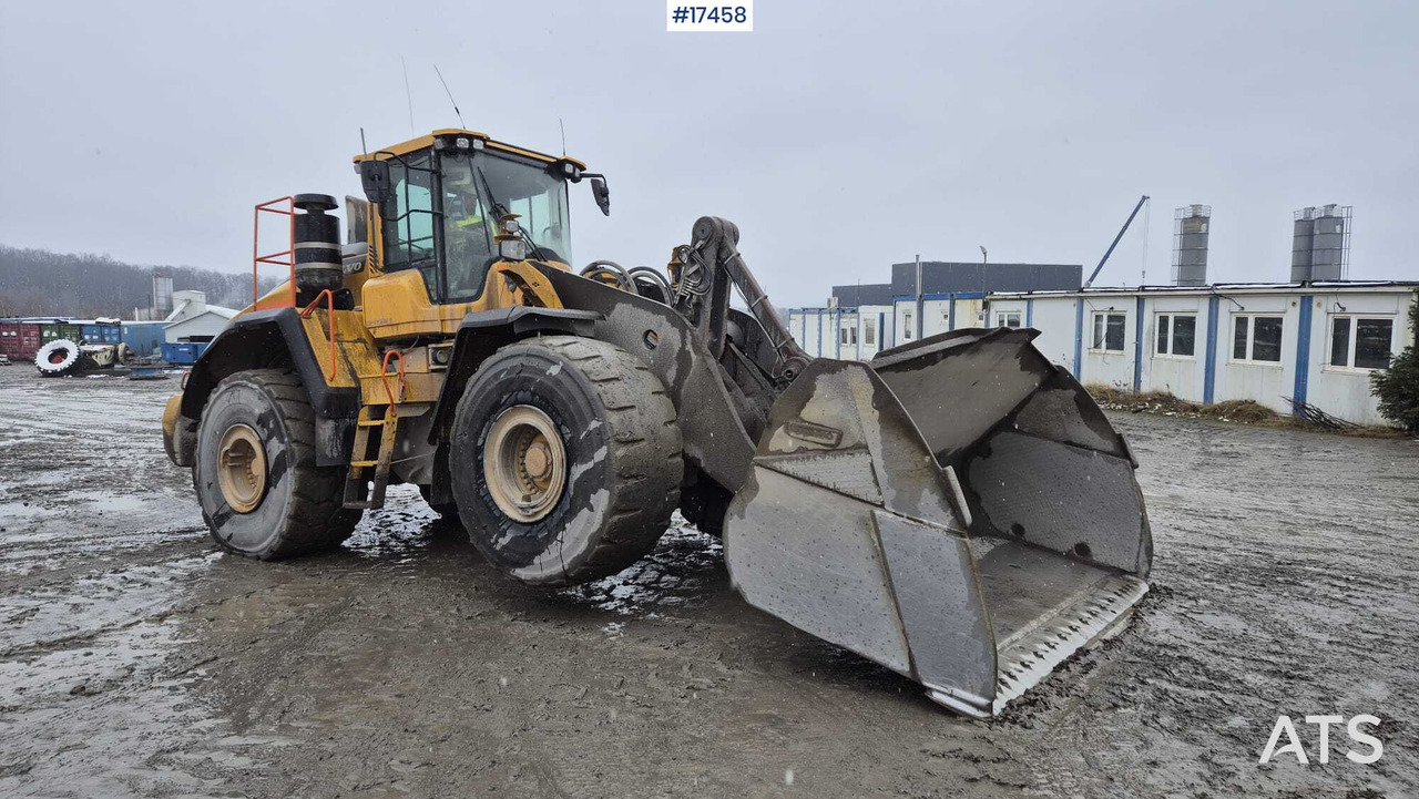 Wheel loader VOLVO L220H OptiShift (2021) - Încărcător frontal pe pneuri: Foto 1 Wheel loader VOLVO L220H OptiShift (2021) - Încărcător frontal pe pneuri: Foto 1