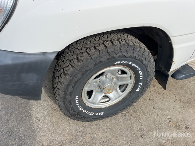1999 Toyota Land Cruiser HZJ105L-GCMRS SUV - SUV: Foto 4 1999 Toyota Land Cruiser HZJ105L-GCMRS SUV - SUV: Foto 4