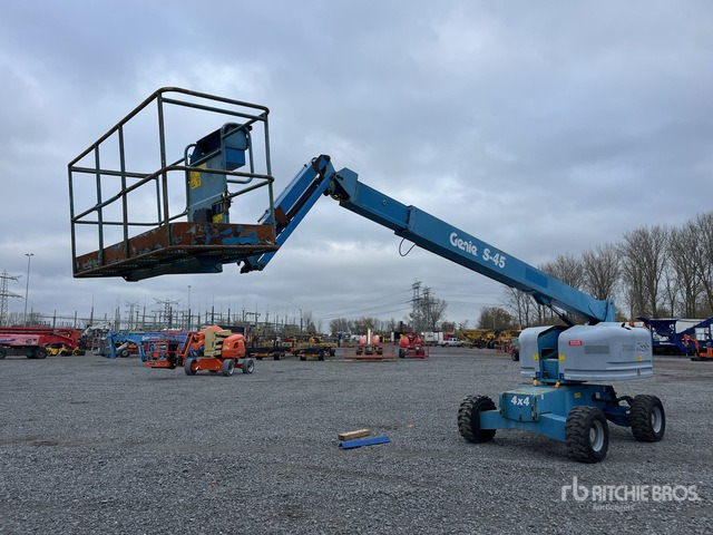2006 Genie S-45 4WD Diesel Telescopic Boom Lift - Nacela telescopica: Foto 4 2006 Genie S-45 4WD Diesel Telescopic Boom Lift - Nacela telescopica: Foto 4