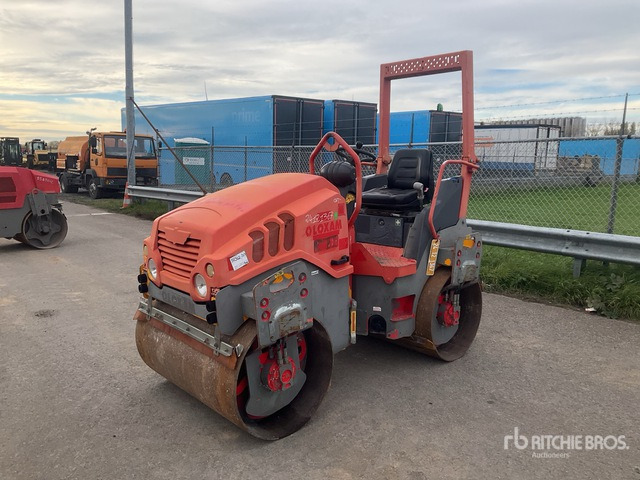 2010 Hamm HD12VV Dubbele trommelwals - Cilindru compactor pentru asfalt: Foto 1 2010 Hamm HD12VV Dubbele trommelwals - Cilindru compactor pentru asfalt: Foto 1