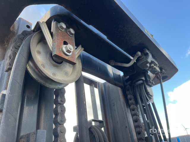 2011 Toyota 52-8FDF30 Heftruck - Stivuitor diesel: Foto 5 2011 Toyota 52-8FDF30 Heftruck - Stivuitor diesel: Foto 5