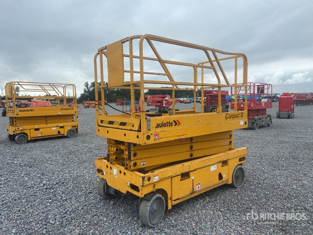 2012 Haulotte Compact 10 Electric Scissor Lift - Platforma foarfeca: Foto 2 2012 Haulotte Compact 10 Electric Scissor Lift - Platforma foarfeca: Foto 2
