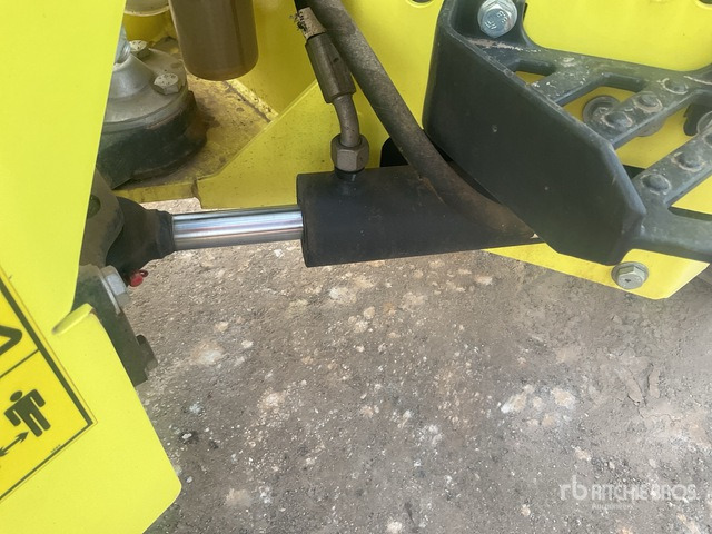 2020 Ammann ARX 16-2C Combinatie wals - Cilindru compactor mixt: Foto 5 2020 Ammann ARX 16-2C Combinatie wals - Cilindru compactor mixt: Foto 5
