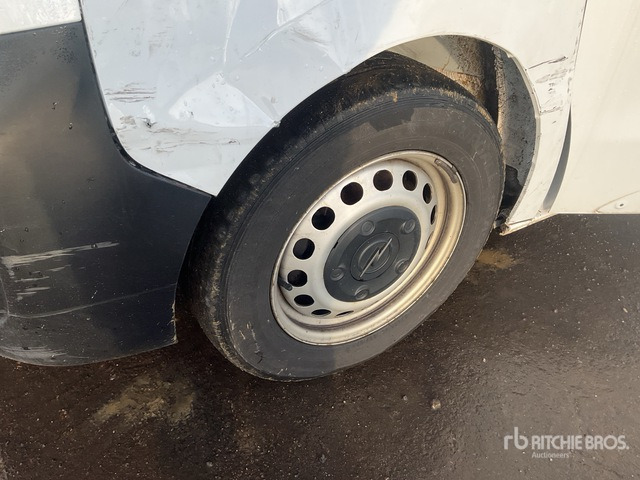 2022 Opel Vivaro Passenger Van - Microbuz, Transport persoane: Foto 5 2022 Opel Vivaro Passenger Van - Microbuz, Transport persoane: Foto 5