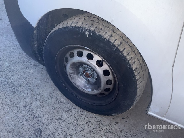 2023 Opel Vivaro Passenger Van - Microbuz, Transport persoane: Foto 5 2023 Opel Vivaro Passenger Van - Microbuz, Transport persoane: Foto 5