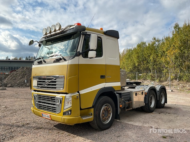 2012 Volvo FH16-600 6x4 T/A Sleeper Truck Tractor - Cap tractor: Foto 2 2012 Volvo FH16-600 6x4 T/A Sleeper Truck Tractor - Cap tractor: Foto 2