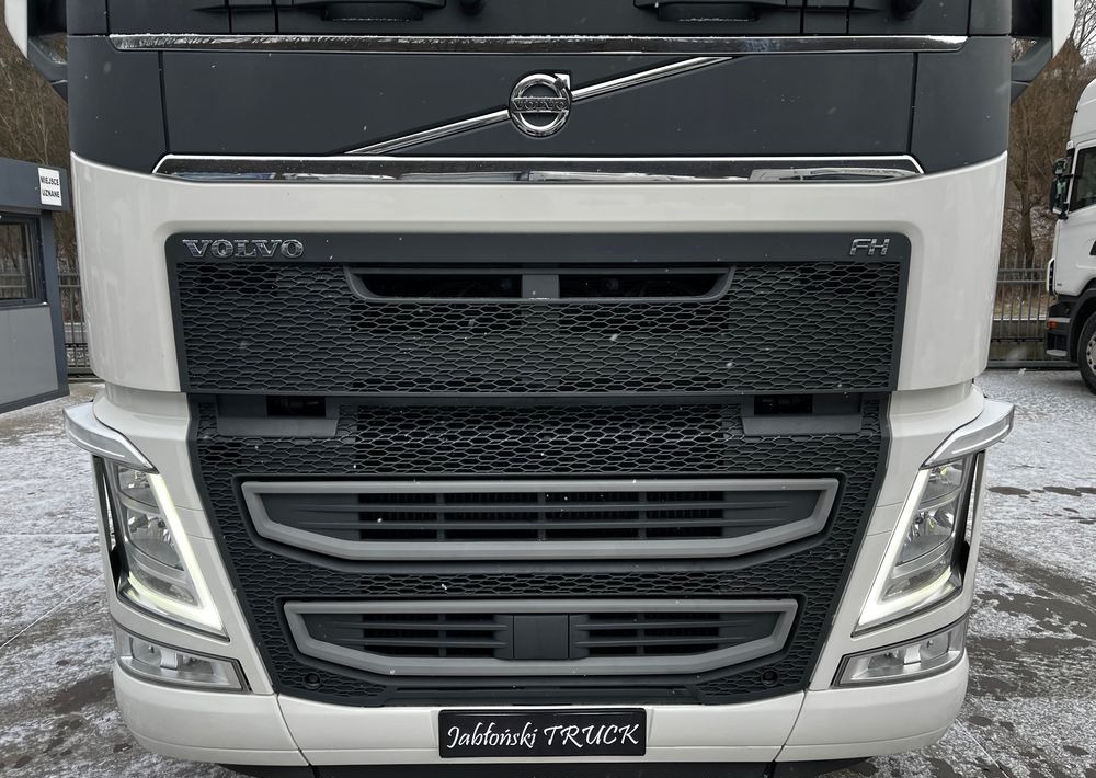 Volvo FH 460 // Niski przebieg // ACC // Hydraulika // Jak nowy ! - Cap tractor: Foto 5 Volvo FH 460 // Niski przebieg // ACC // Hydraulika // Jak nowy ! - Cap tractor: Foto 5