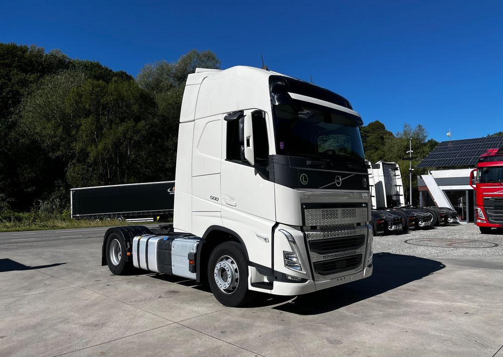 Volvo FH 500 // Zamiana na starszy //  EURO 6 // Standard // 2024 Rok // Parkclima // Globe XL // Skóry // Joystick // - Cap tractor: Foto 3 Volvo FH 500 // Zamiana na starszy //  EURO 6 // Standard // 2024 Rok // Parkclima // Globe XL // Skóry // Joystick // - Cap tractor: Foto 3
